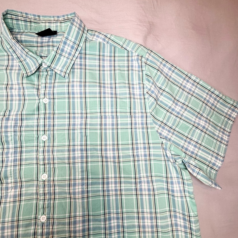 ScottEVest Mens XL Plaid Short Sleeve Button Up Shirt‎ Hidden Pocket Travel